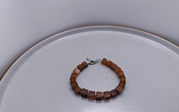 Браслет из сердолика ар-2