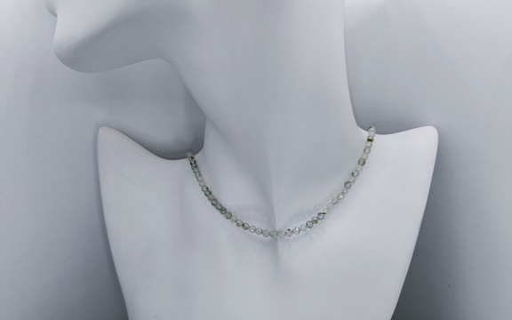 Бусы из пренита ар-4