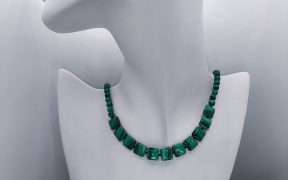 Бусы из малахита ар-5