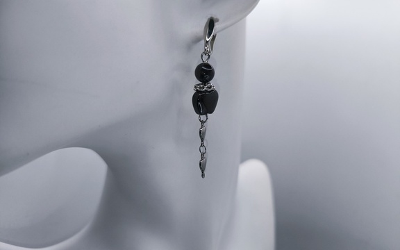 Серьги из граната ар-2