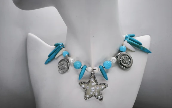 Бусы бижутерия с перламутром