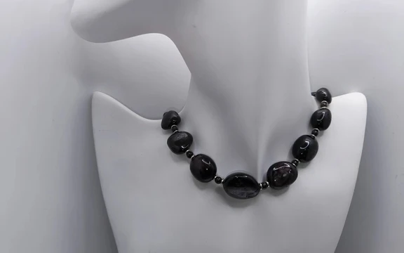 Бусы из граната р-6