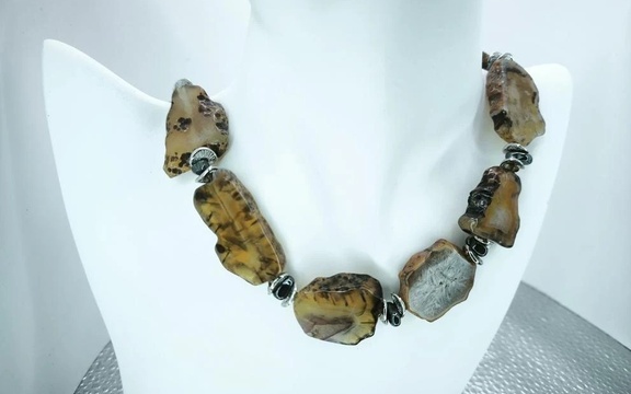 Бусы из агата ар-36