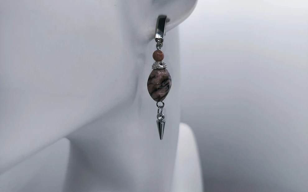 Серьги из родонита