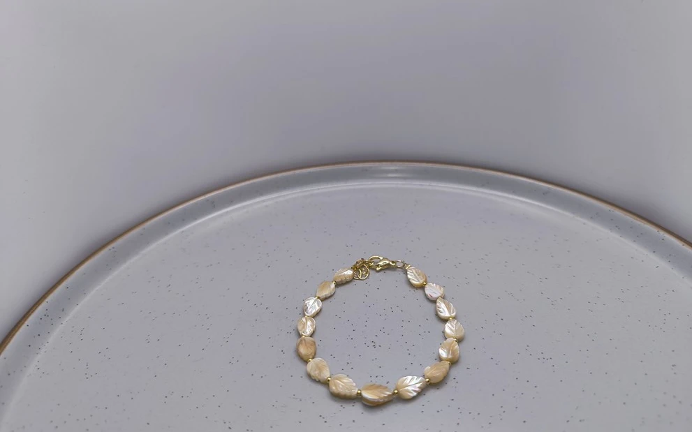 Браслет из перламутра ар-7