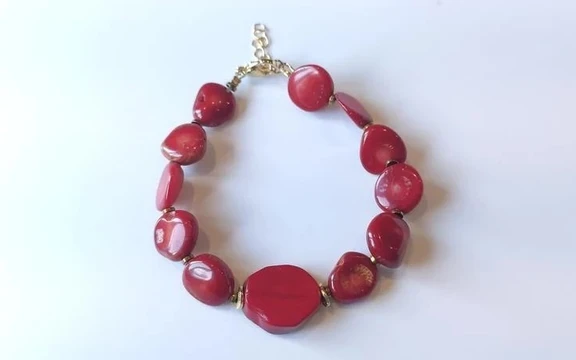 Браслет из коралла ар-4