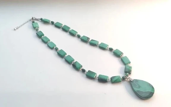 Бусы из малахита ар-6