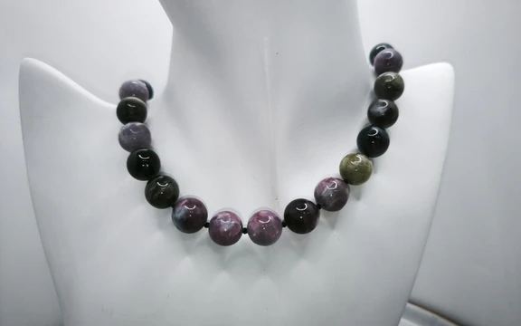 Бусы из турмалина ар-8