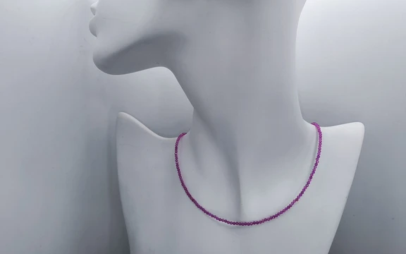 Бусы из шпинели ар-3