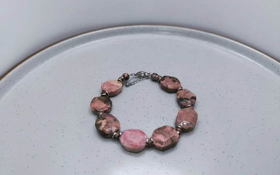 Браслет из родонита ар-4