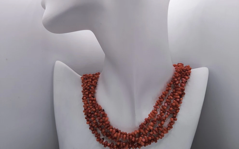 Бусы из коралла ар-2