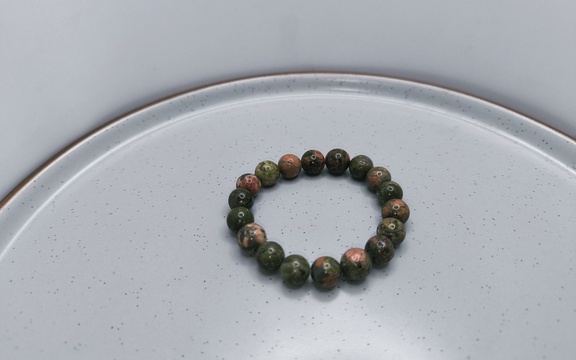 Браслет из яшмы ар-6