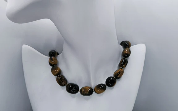 Бусы из тигрового глаза