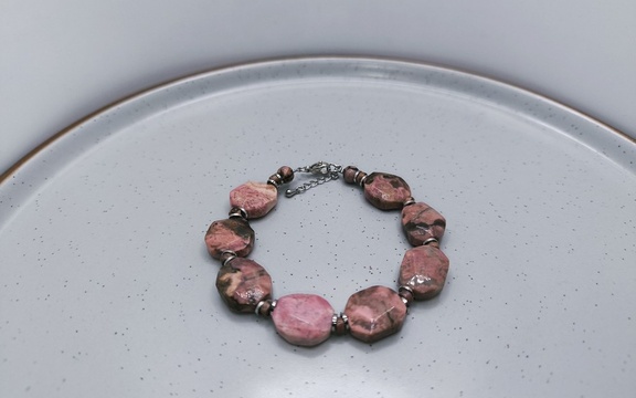 Браслет из родонита ар-4
