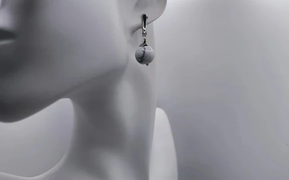 Серьги с кахолонгом