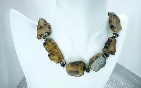 Бусы из агата ар-36