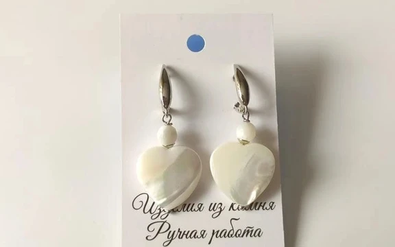 Серьги из перламутра сердечки ар-8