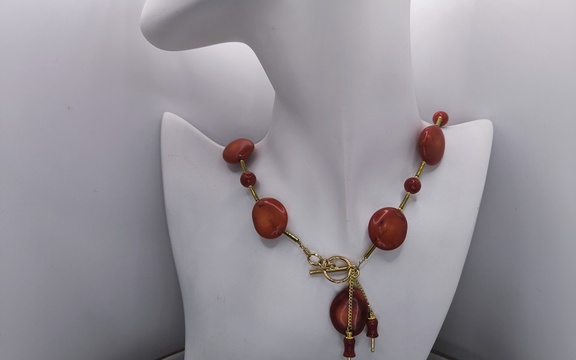 Бусы из коралла ар-3