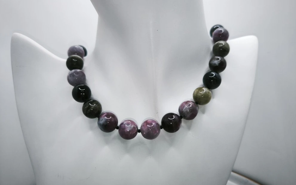 Бусы из турмалина ар-8