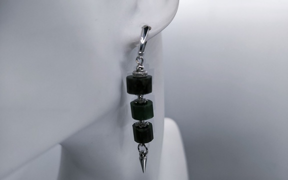 Серьги из нефрита ар-4