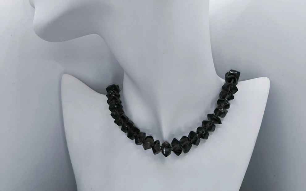 Бусы из раухтопаза ар-4