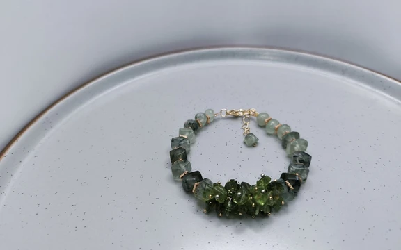 Браслет из пренита ар-3