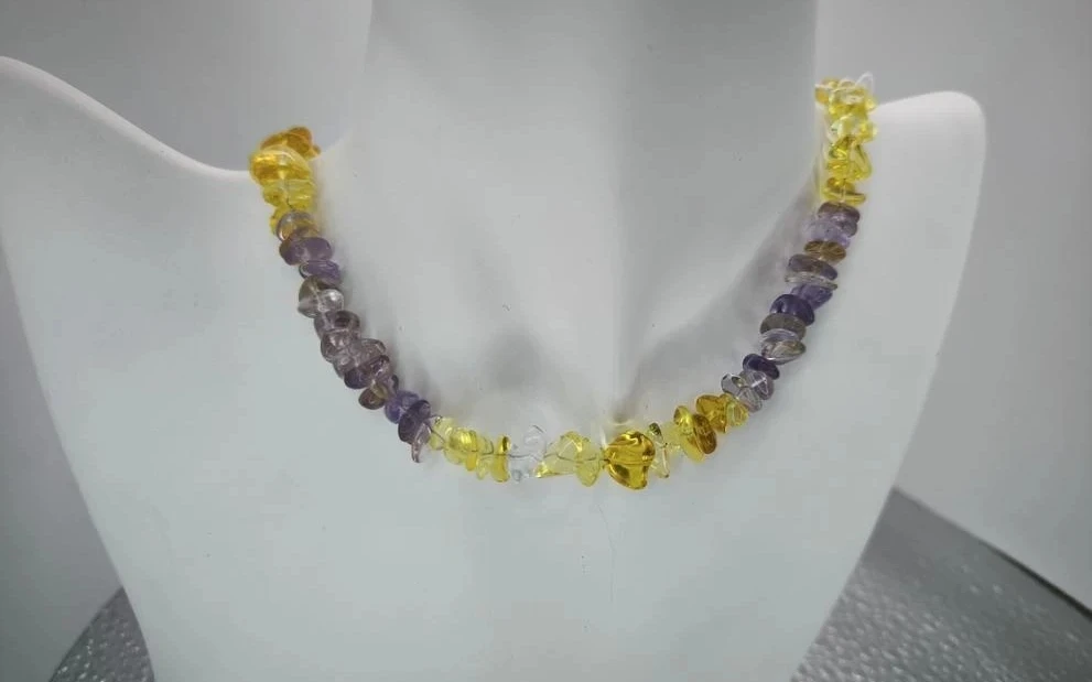 Бусы из крошки аметиста и цитрина