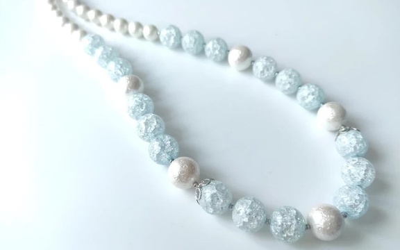 Бусы из сахарного кварца