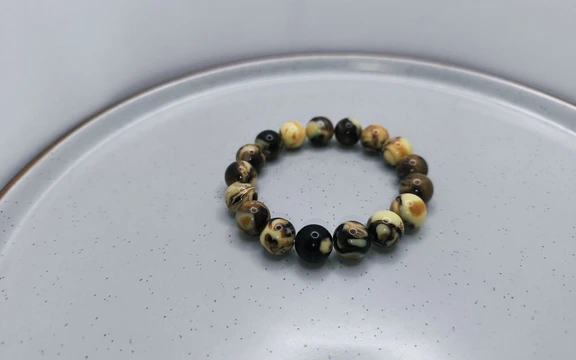 Браслет из янтаря