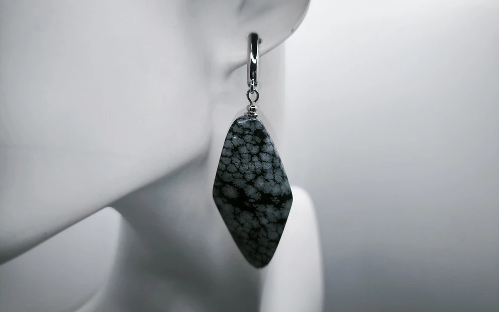 Серьги из обсидиана