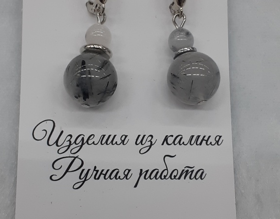 Серьги из волосатика