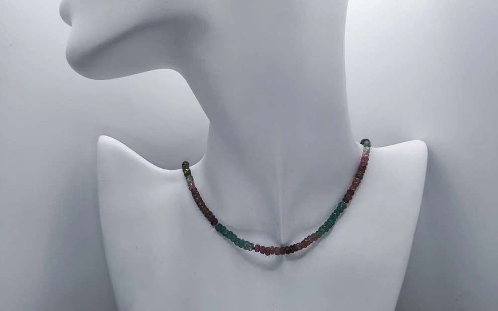 Бусы из турмалина ар-2