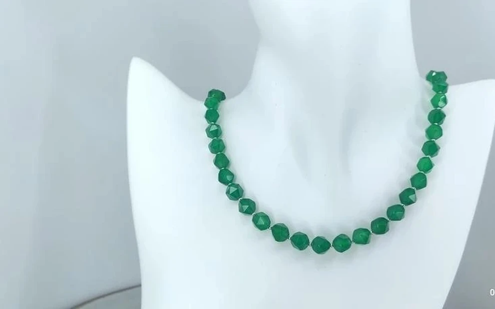 Бусы из хризопраза ар-4